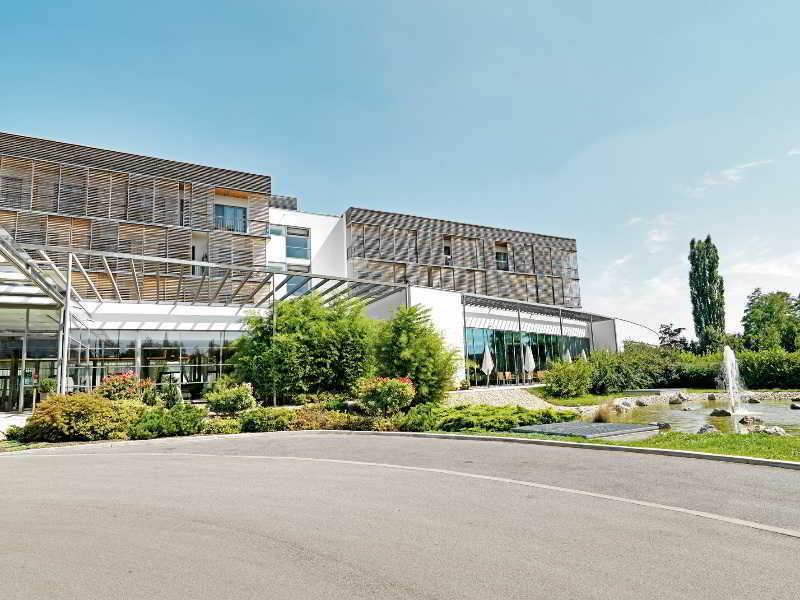 Therme Laa - Hotel & Silent Spa ลาอันเดอร์ธายา ภายนอก รูปภาพ